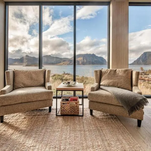 Lyngvær Signature Lodge - Jacuzzi & Sauna - No 27, хотел в Kleppstad