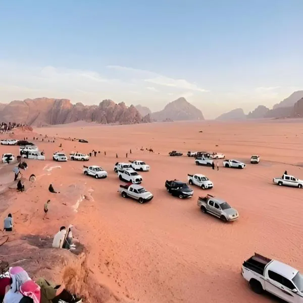 Dana Luxury Camp, hotell i Disah