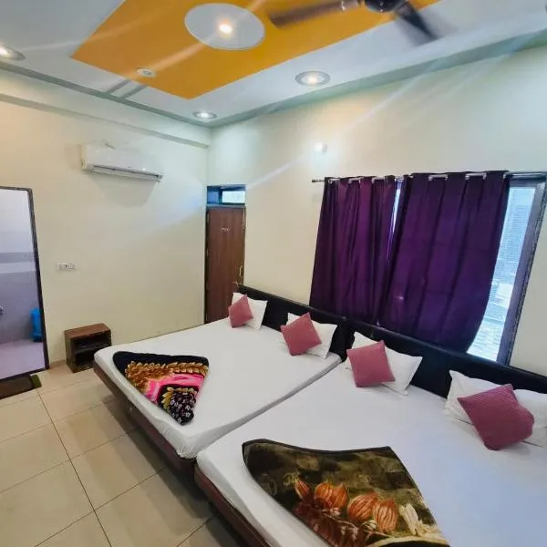 Aasha Palace Khatu Shyam Ji, hotel in Khātu