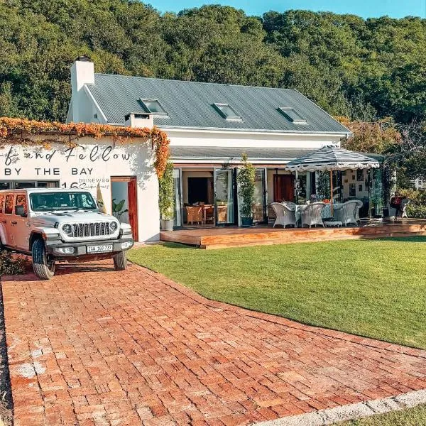 Buff and Fellow by the Bay, hotel i Groot Brak Rivier