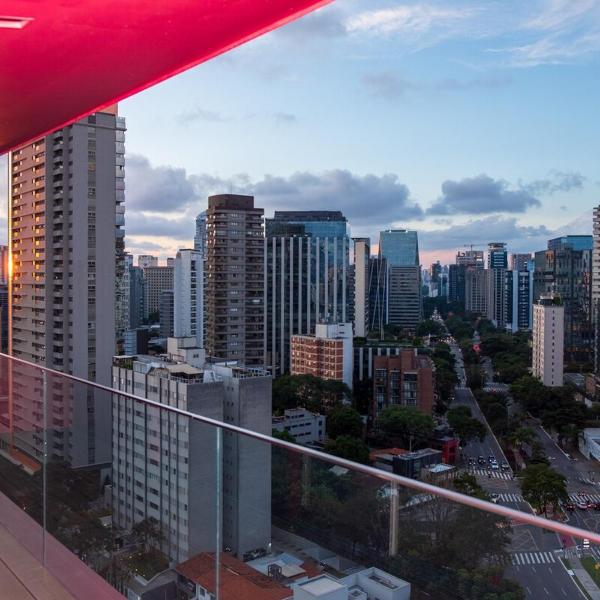 Best View at Faria Lima - 90m On 17th Floor