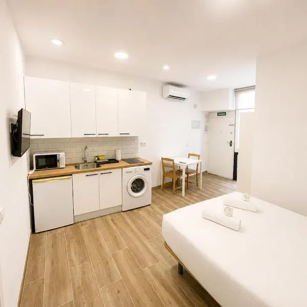 Acogedor loft AT 2 Cómodo y privado, hotel sa Seseña