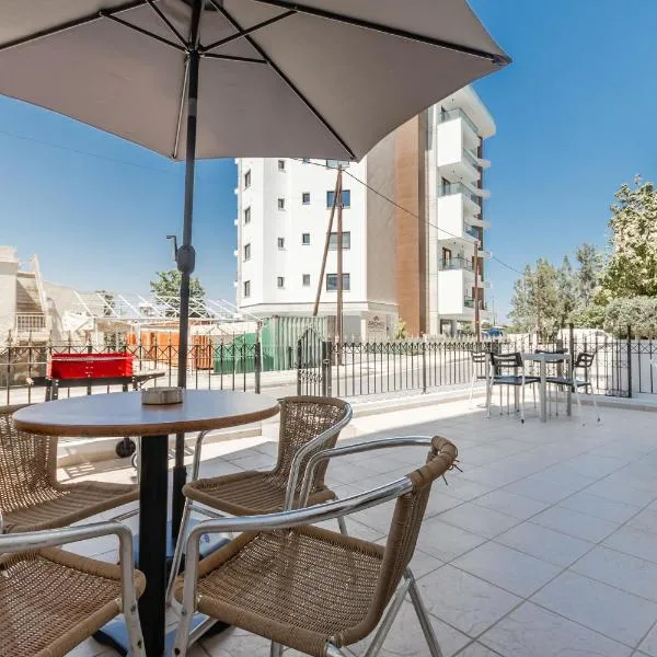 Andreas Beachfront Hostel, Hotel in Larnaka