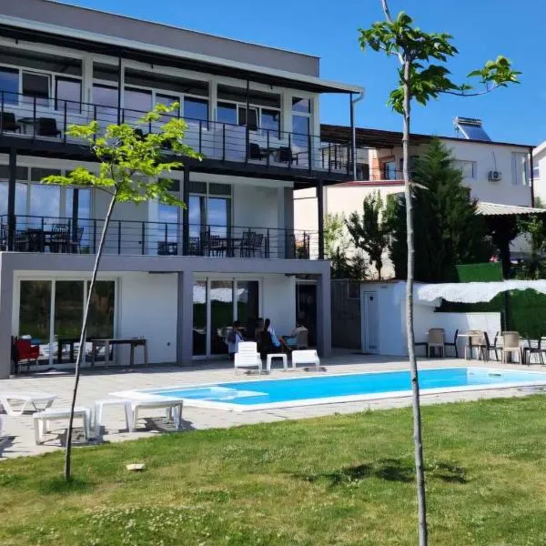 Viesnīca Tashev Apartments pilsētā Velesa