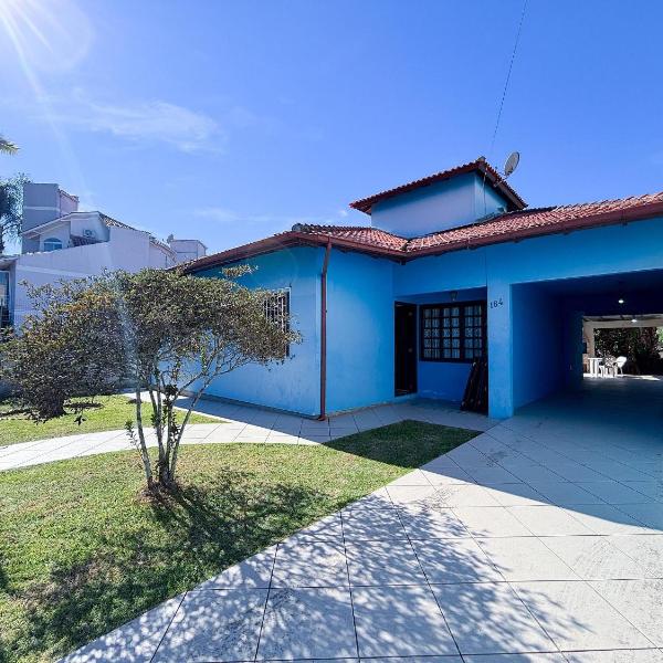 Belíssima Casa a 350m da Praia de Canasvieiras