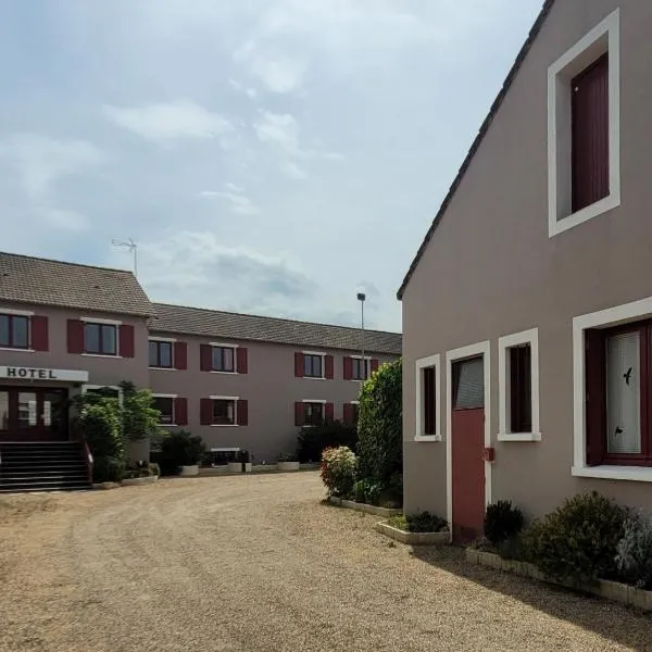 Logis Hôtel Le Merle Blanc, hotel a Digoin