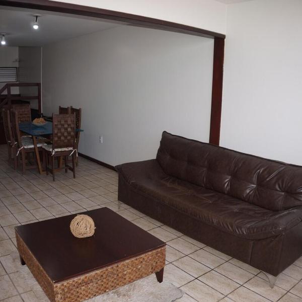 Apartamento Duplex a 500 metros do FIG,acomoda ate 14 hospedes