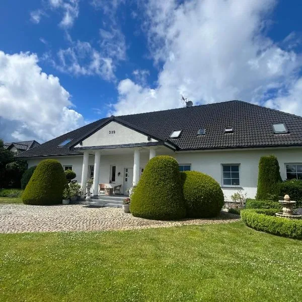 Dworek na Polance, Hotel in Wrzosowo