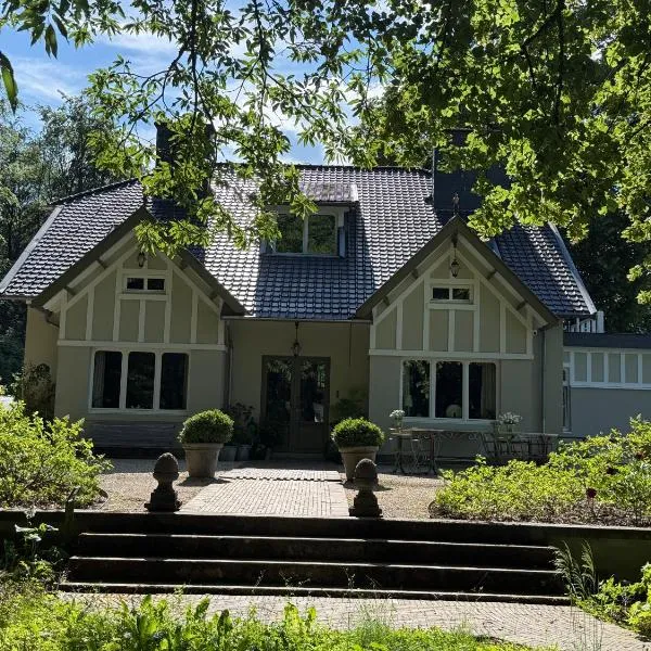 La Villa du Pré Du Cerf---------- TARIF PREFERENTIEL 2 NUITS-------, ξενοδοχείο στο Σπα
