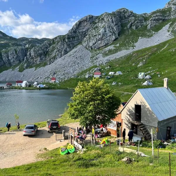 Rural Household MINIĆ - Kapetanovo jezero, hotell sihtkohas Kolašin