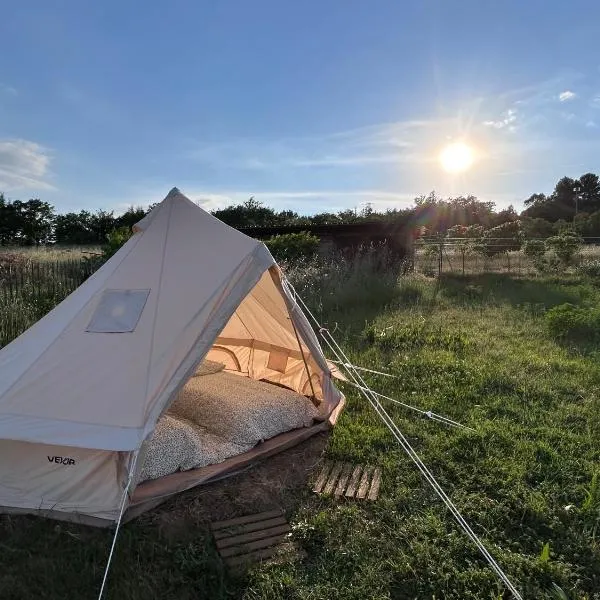 Tente Cocoon, Hotel in La Brillanne