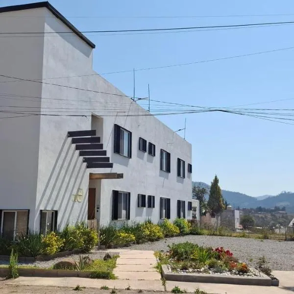 Hotel Caminos – hotel w mieście Chignahuapan