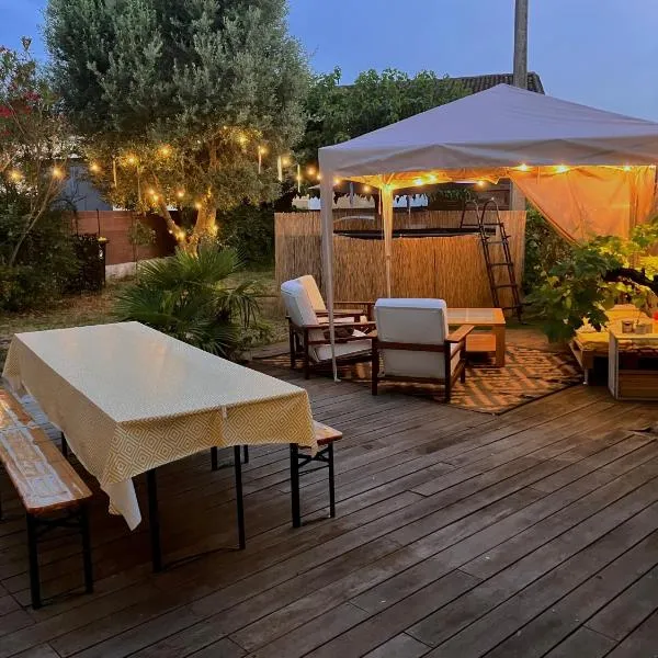 Amis Wine House - Maison d'hôtes à 5 min de Saint-Émilion, ξενοδοχείο σε Pomerol