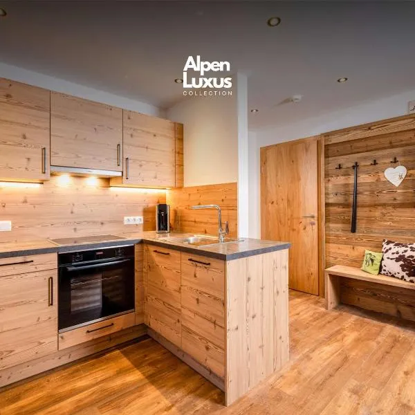 BEIM LOIS Edelweiss - Balcony & Sauna Access, hotel di Gerlos