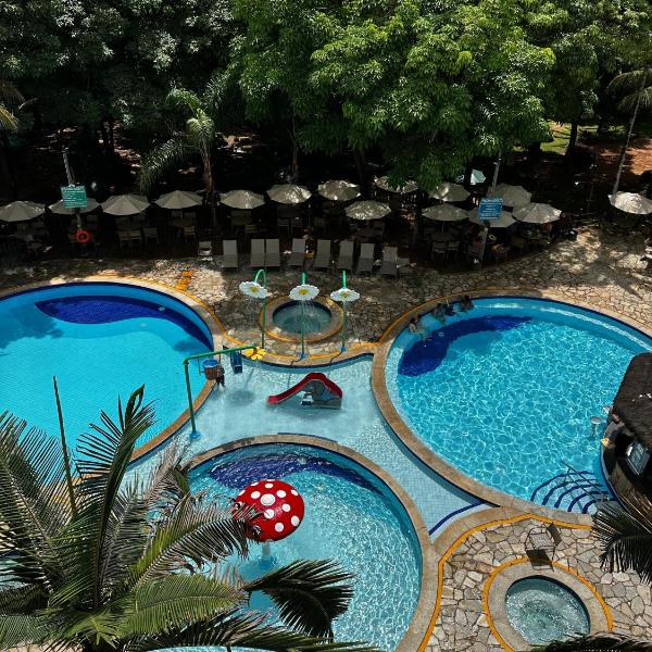 Thermas Paradise - Rio Quente - Apto Reformado com Vista para as Piscinas - 1 Quarto
