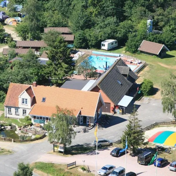 알링에에 위치한 호텔 Lyngholt Family Camping