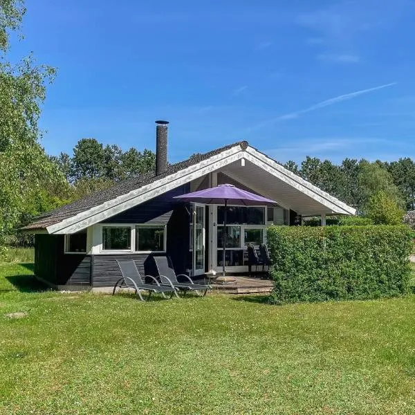 Amazing Home In Rødby With Sauna, hotell i Rødby