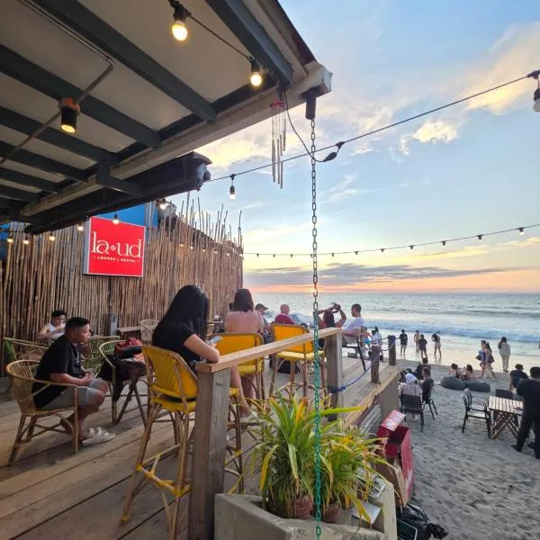 La Ud Lounge and Hostel, hotel in San Juan