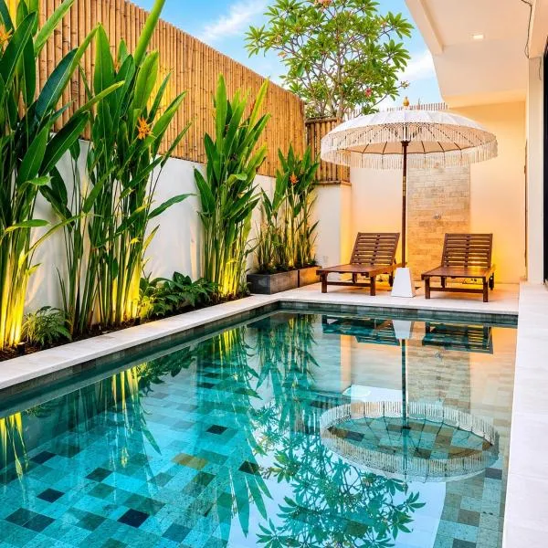 Private Pool Villa Seminyak Walk to Eat Street、クタのホテル