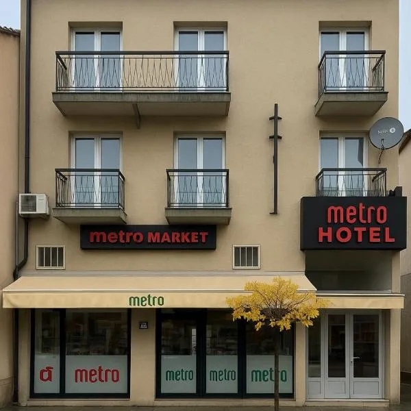 METRO Hotel, hotel en Gusinje