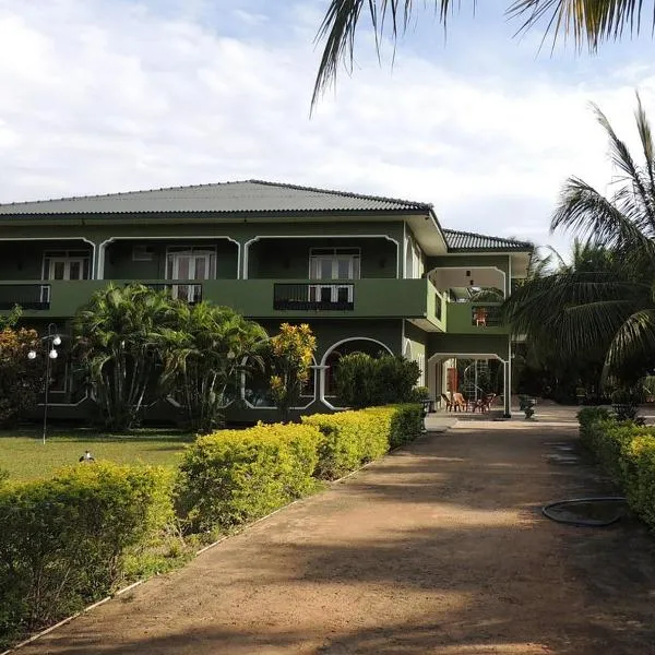 Nandawanam Guest House Pasikuda, hotel in Kalkudah