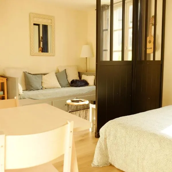 Studio Bon'Eure - charmant studio au bord de l'Eure, hotel em Chartres