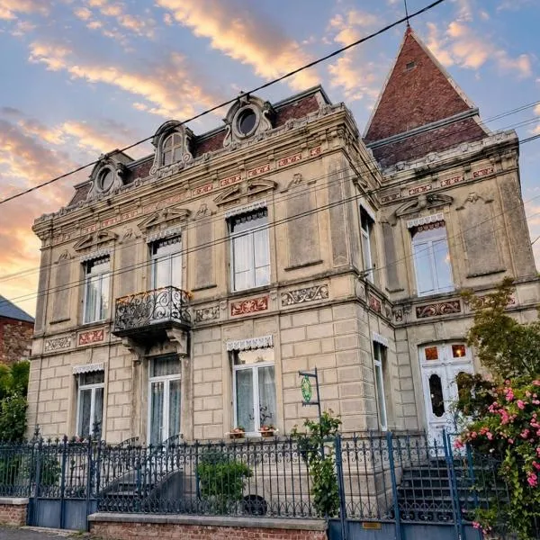 Le Petit Chateau, hotel in Saint-Michel