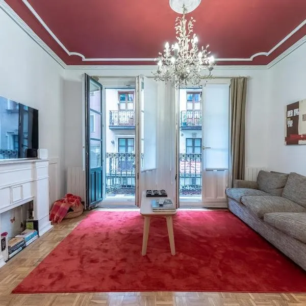 Charming apartment in the heart of Bilbao、ビルバオのホテル