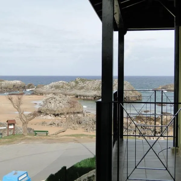 Apartamentos El Pinedo, hotelli kohteessa Noja