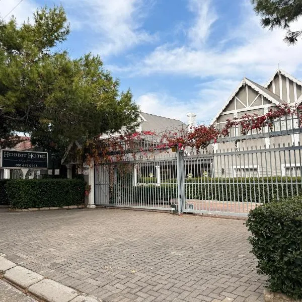 Hobbit Boutique Hotel, hotelli kohteessa Bloemfontein