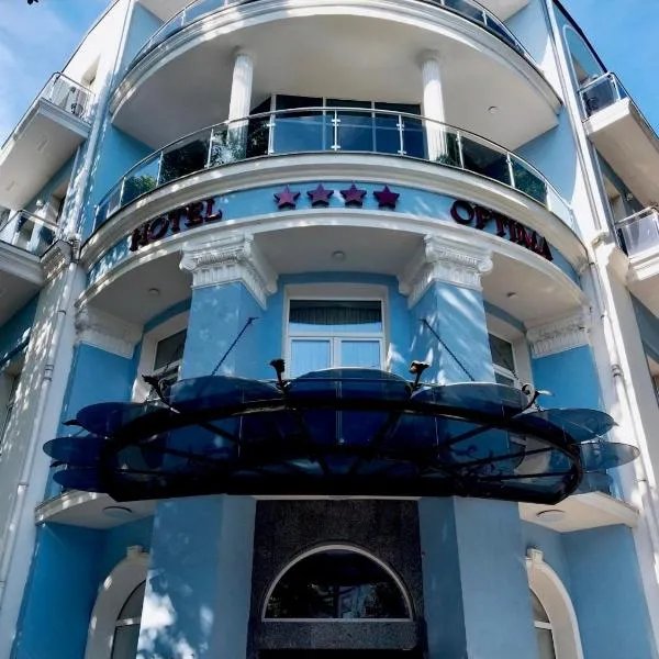 Optima Collection Khmelnytskyi, hotelli kohteessa H’melnytskyi