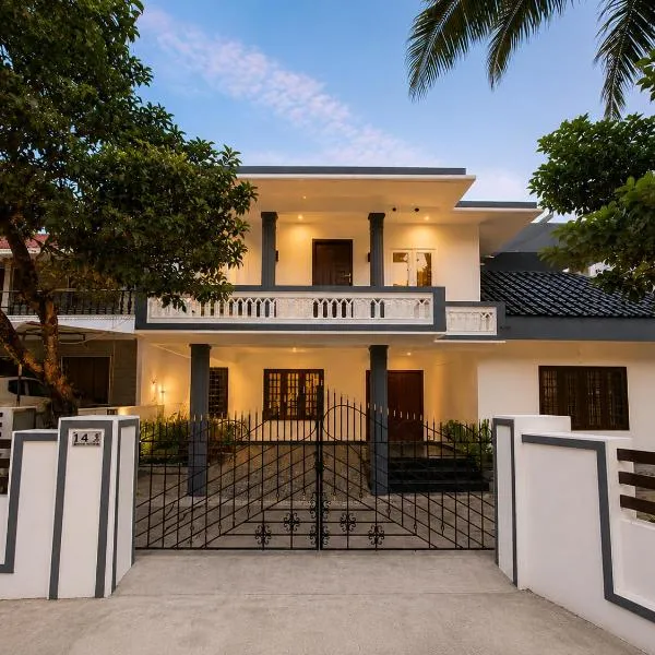 Chooravelil Villa, Adimali - Family Stay Near Munnar, hotel i Anniyartholu