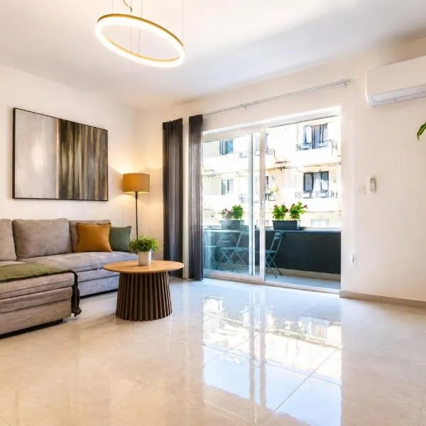 The Black Falcon – Vacation Rental, hotel v destinácii Marsaskala