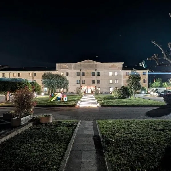 UNA HOTELS Occhiobello, ξενοδοχείο σε Occhiobello