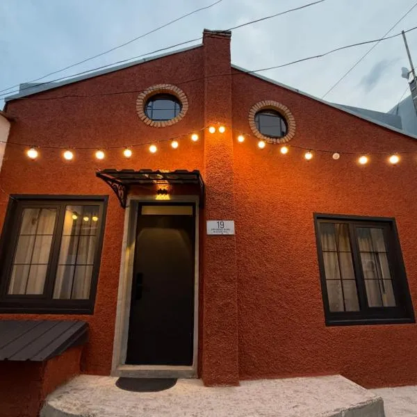 Duplex Hause, hotel v mestu Telavi