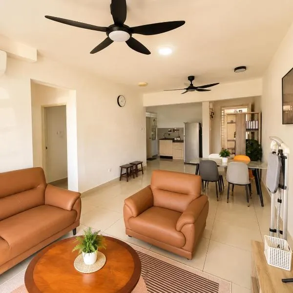 KULAI HOME STAY @IOI MALL/JPO/AEON/SENAI AIRPORT, hotel in Kulai