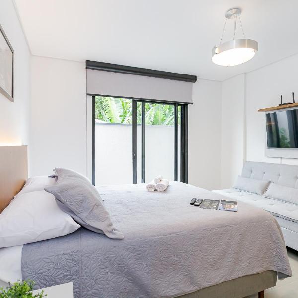 Apartamento 101 - Eixo · Studio c/ Garden Privativo e Cozinha Completa