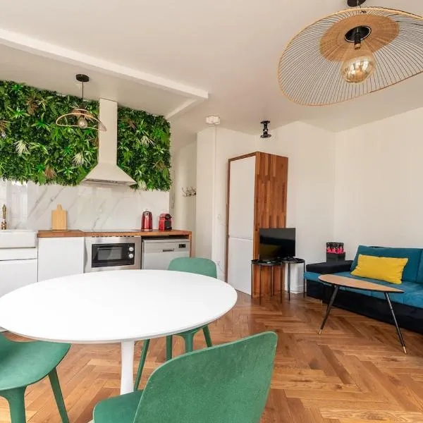 Jungle Chic Centre Rouen Wi-Fi Cuisine équipée, ξενοδοχείο στη Ρουέν