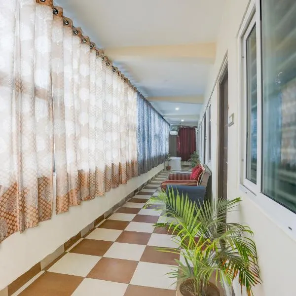 Hotel O Aqua Comforts, hotel in Yelahanka