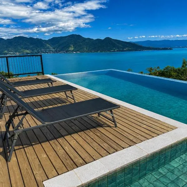 Casa Gaia GuestHouse, hotel i Ilhabela