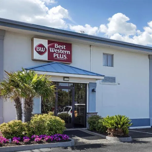 Best Western Plus Chesapeake Bay-Norfolk, viešbutis mieste Norfolkas