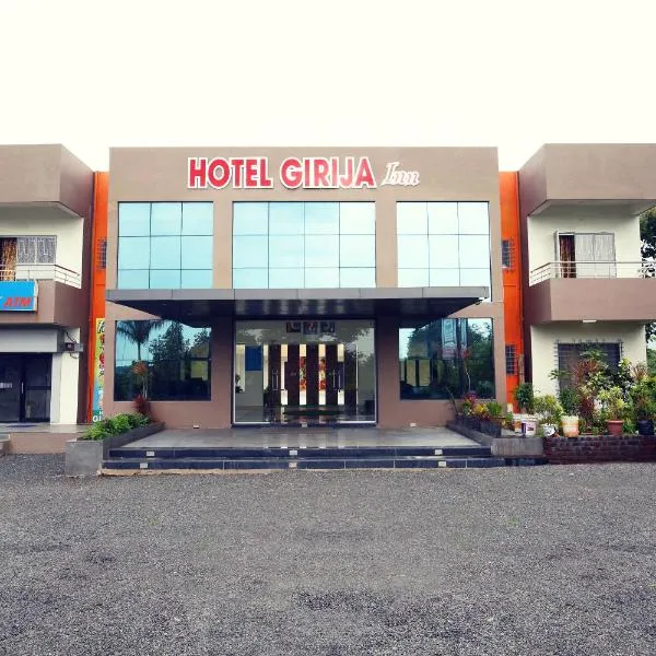 Hotel Girija, hotel di Junnar