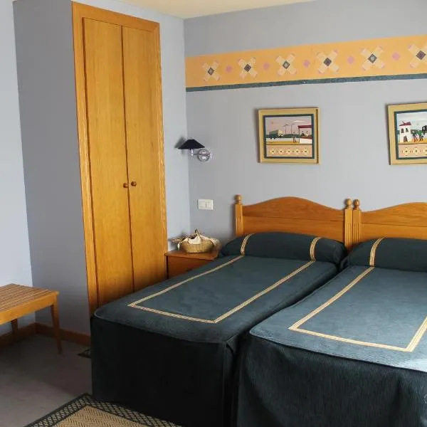 Hostal Sandino, hotel em Villodrigo