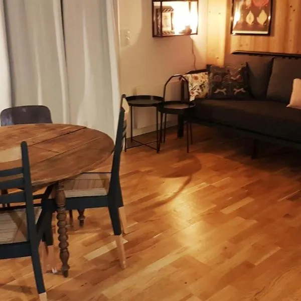 Petit appartement Cescau, hotel em Cescau