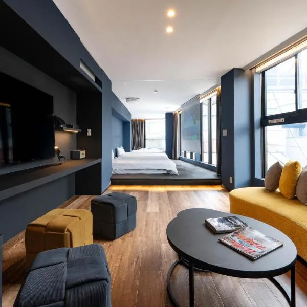 Craft Hotel Antenna Shinjuku Koenji - 55sqm Private Floor, khách sạn ở Tokyo