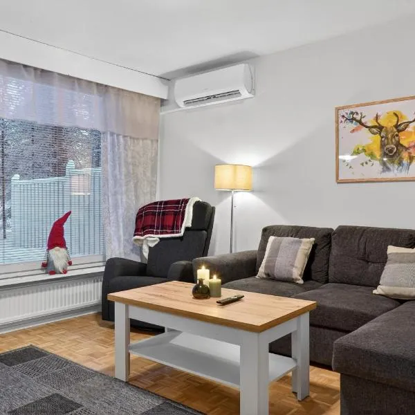 Peaceful Apartment with Sauna and Nature Views, hotelli kohteessa Sodankylä