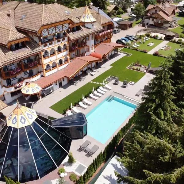 Renè Dolomites Boutique Hotel - Adults Preferred, hotelli kohteessa Pozza di Fassa