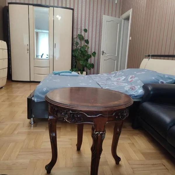 Хостел ЛЮКС FORTUNA, hotel u gradu 'Lavov'
