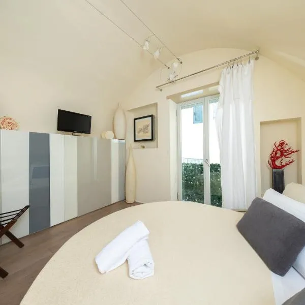 Central Studio 49 passi, hotel sa Capri