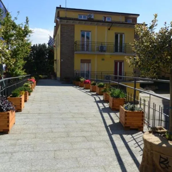 Pavia Ostello, hotel Paviában